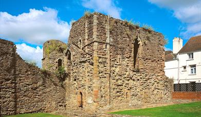 Monmouth Castle (Cadw)