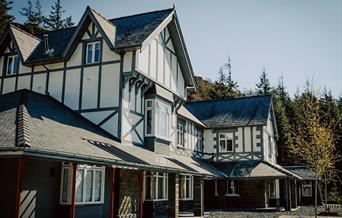 The Plas Weunydd hotel exterior.